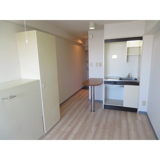 インディビレッジ1104号室 内観