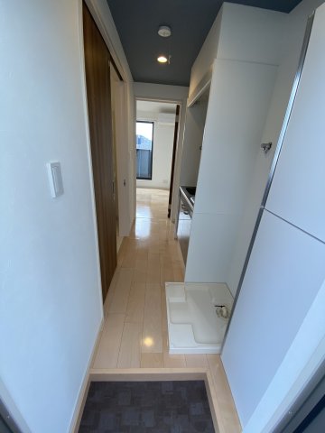 アリエーテ保土ヶ谷203号室 玄関