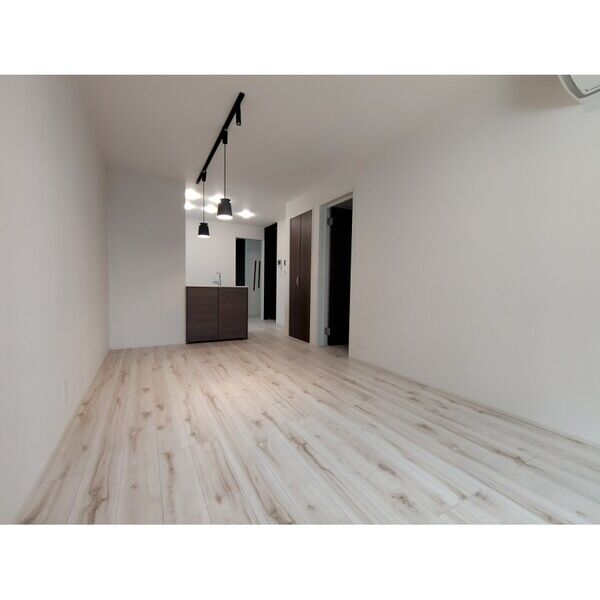 Forest　Maison　KOMAGOME　NORTH102号室 リビング