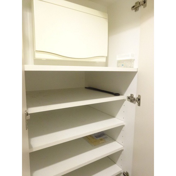 いずみマンションⅡ0404号室 シューズボックス