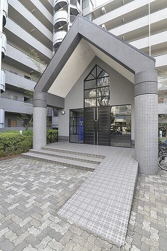 アーバンイケダマンション エントランス外観　※前回募集時2018年3月撮影
