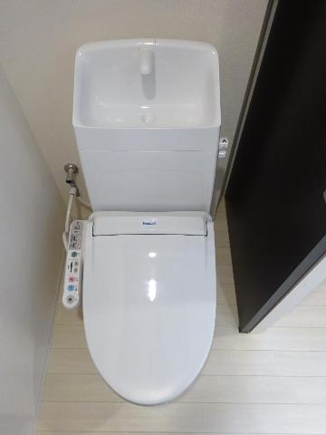 ユニヴァリィ　ルークス シャワー付トイレ