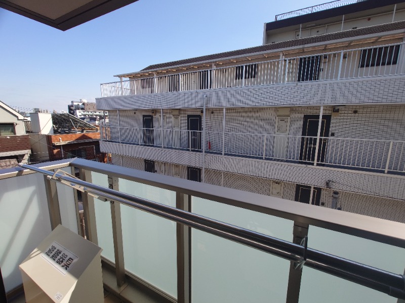 East IM3階 部屋その他