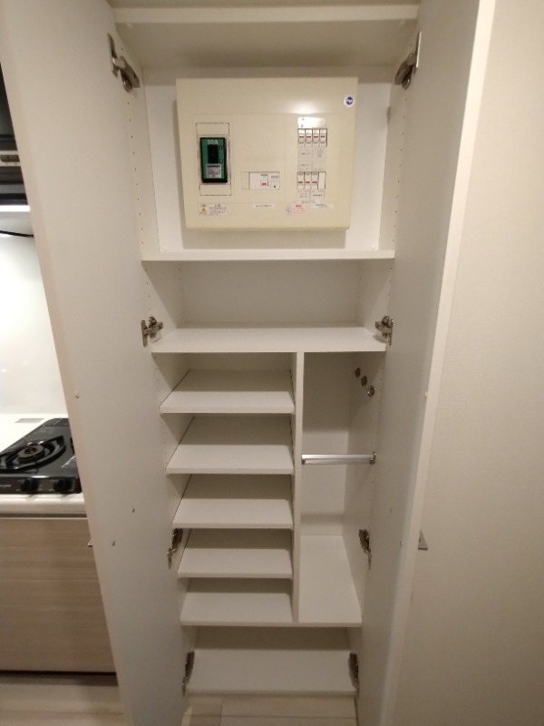 Rising place 西浅草 収納