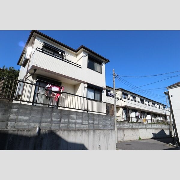 雅弐番館105号室 建物外観