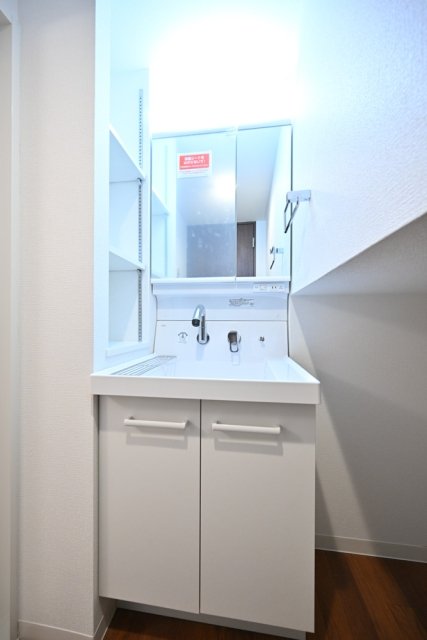 ＫＩ－ＦＬＡＴ永福町1階 洗面