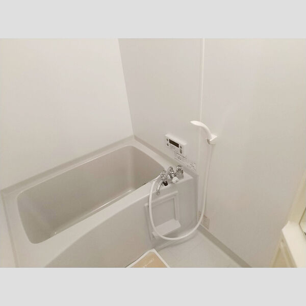 クレッセントガーデン102号室 浴室