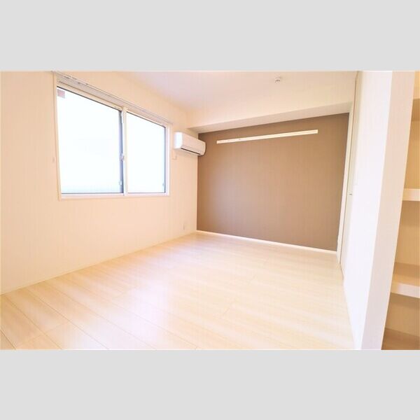 セレーノ103号室 洋室7.59帖