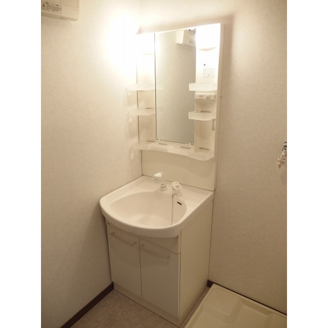 アンプルール フェール ヨシノ 内観