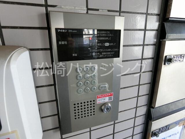 シャインヒルズ中野1階 エントランス