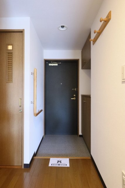 ヴィスタガーデン東小金井2階 玄関