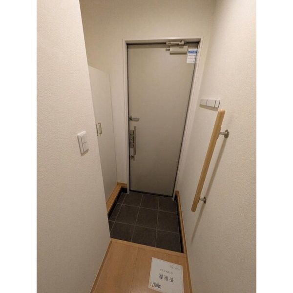 パーシモン 玄関