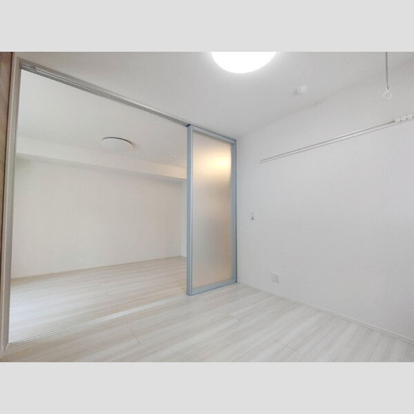 セレスティア北烏山 洋室