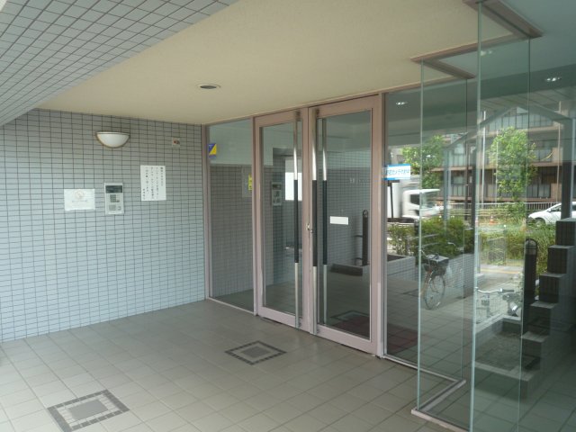 東和パークハイツ墨田 玄関