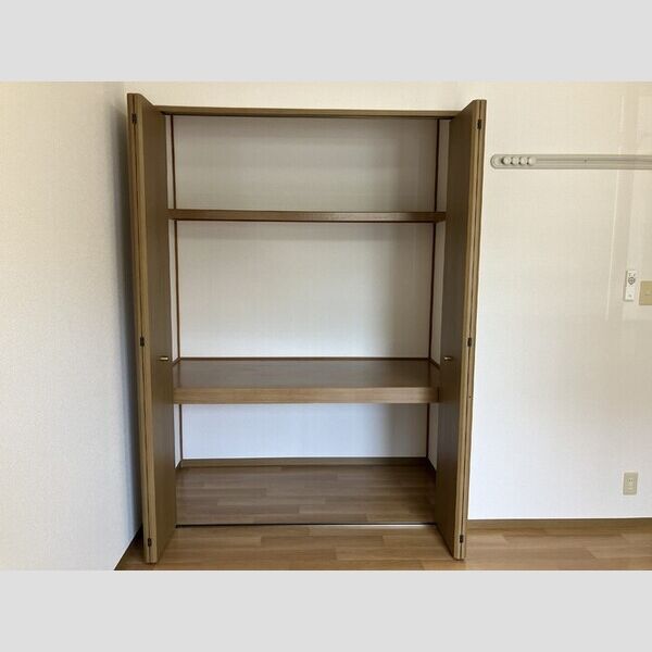 トリニシティ　弐番館101号室 収納