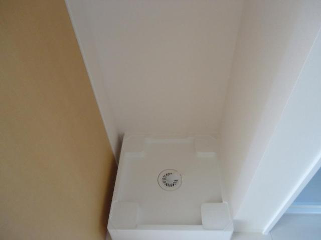 エルアージュ201号室 洗濯機置場（イメージ）