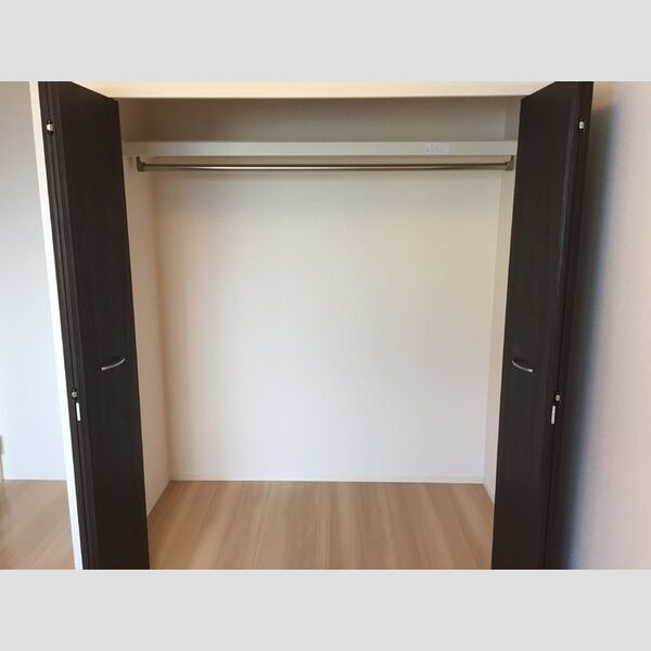 メゾン ソレイユ クロゼット②