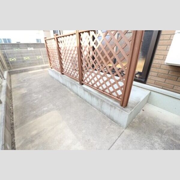 ビューフォレスト　C105号室 専用庭