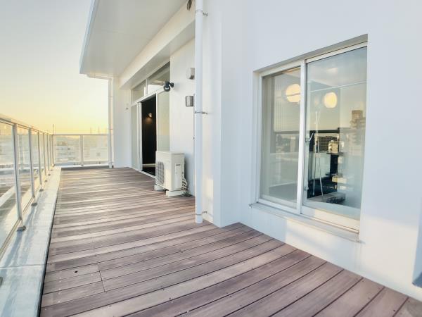 カーサ　ヴェデュータ リビング