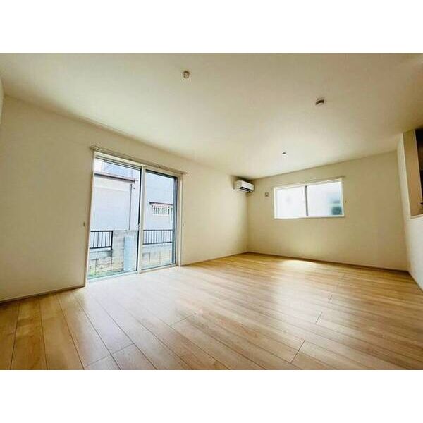 Sumai-to川越市かすみ野02 リビング