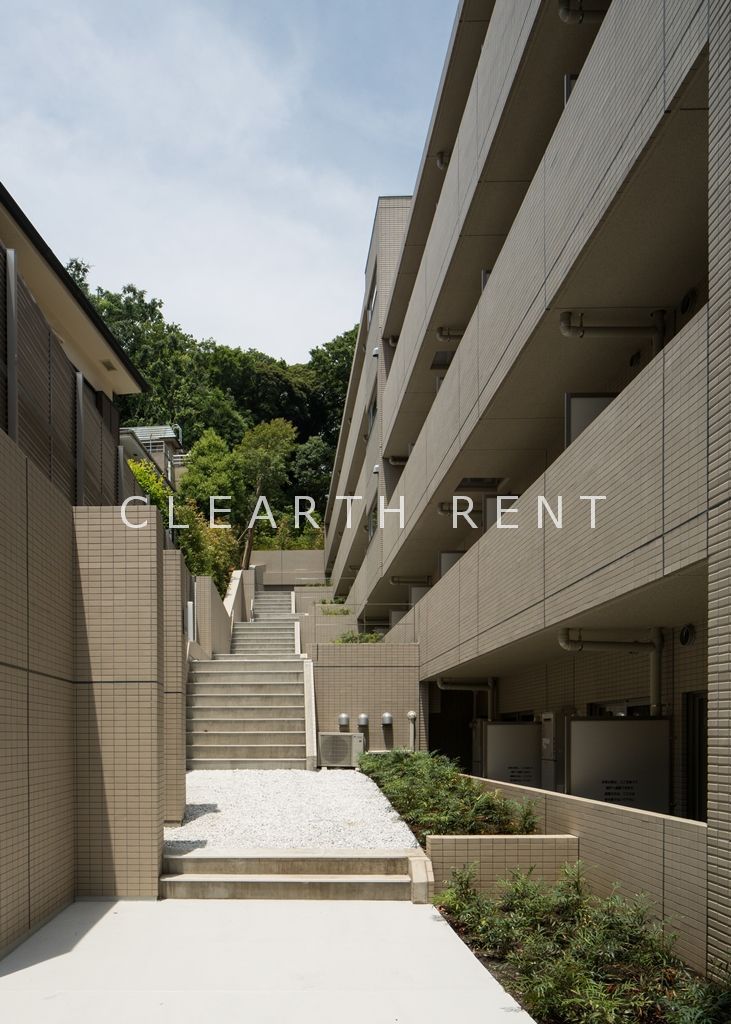 コンシェリア目白 ＴＨＥ ＧＲＡＮＤ ＲＥＳＩＤＥＮＣＥ4階 築浅デザイナーズマンション