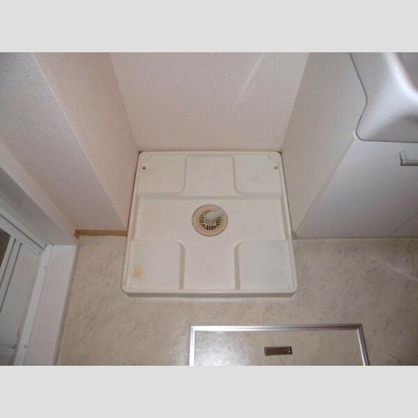サンボナール202号室 洗濯機置き場