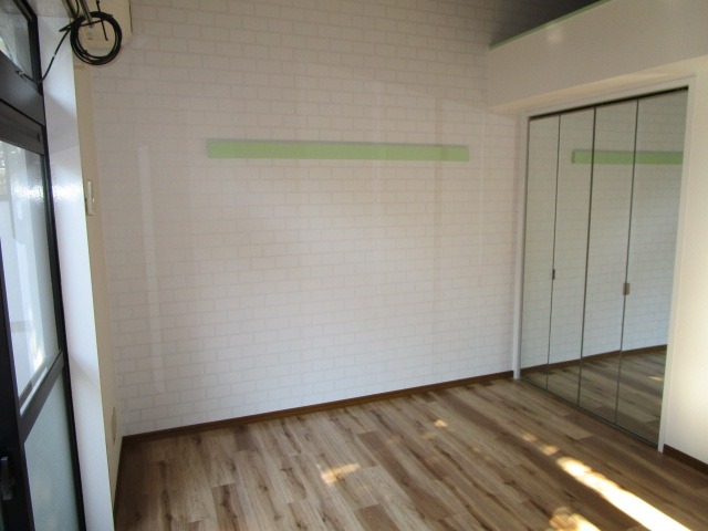 デルニエワコーII リビング