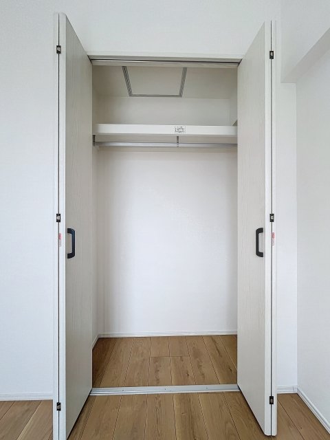 ソルナクレイシア巣鴨2階 クローゼット