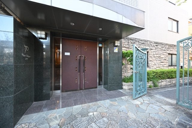 プラネット市ヶ谷1階 エントランス