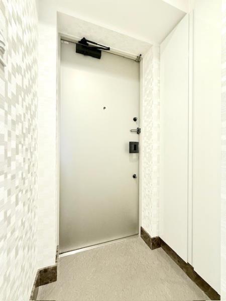 ＣＯＣＯ－ＣＨＩＬＬ　ＫＡＭＥＡＲＩ8階 玄関