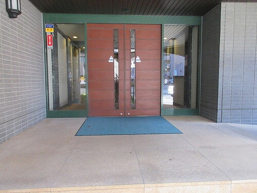 メルローズスクエア武蔵小金井3階 エントランス　※2026年3月撮影の写真