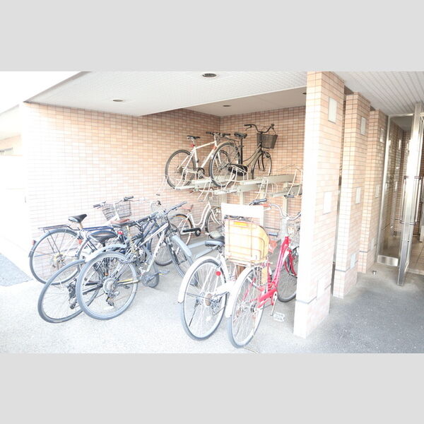 ベルテ 駐輪場