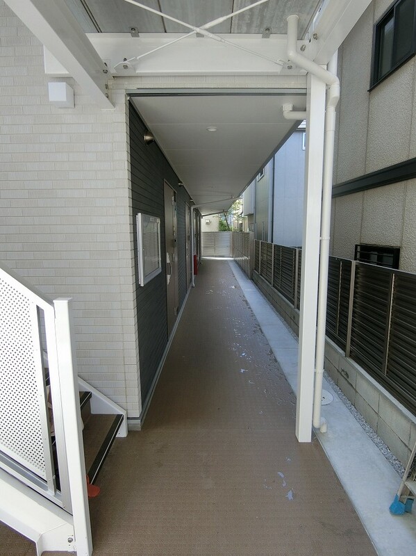 リブリ・八幡山3階 廊下