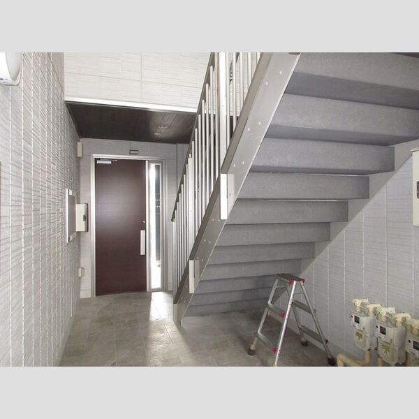 フレシール光が丘203号室 ロビー