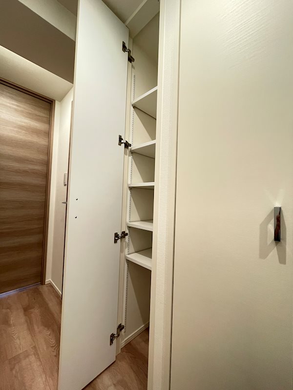 カージェ文京千石2階 収納