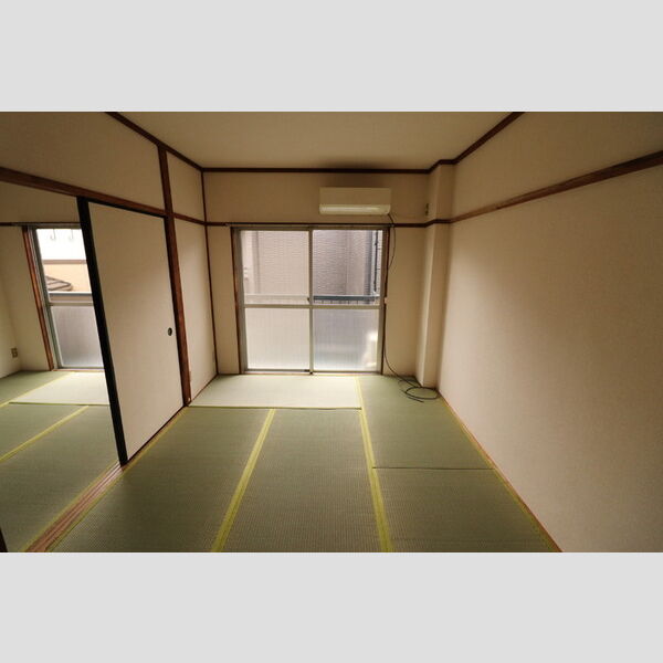 ヴィラ松本202号室 和室