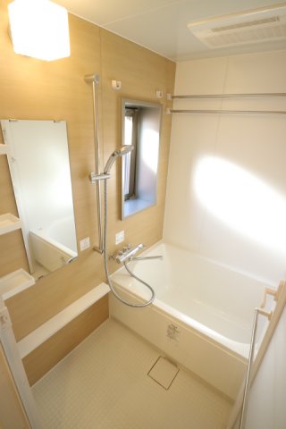 プラウドフラット中落合 窓付き♪