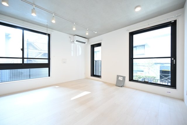 Ｌｅ　Ｎｉｄ　日本橋1階 リビング