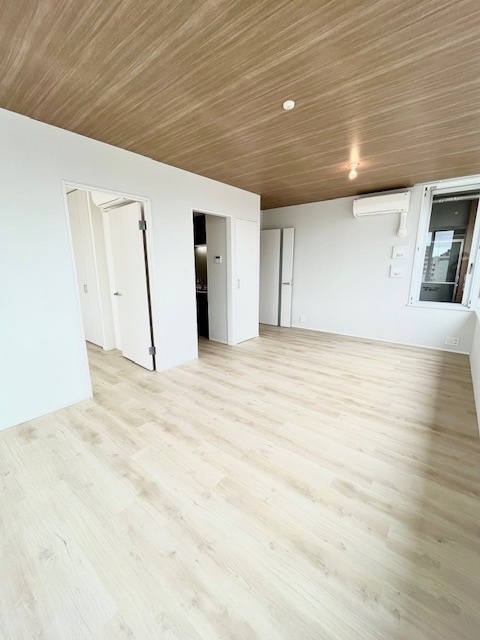 レジディアタワー上池袋（タワー棟）10階 リビング