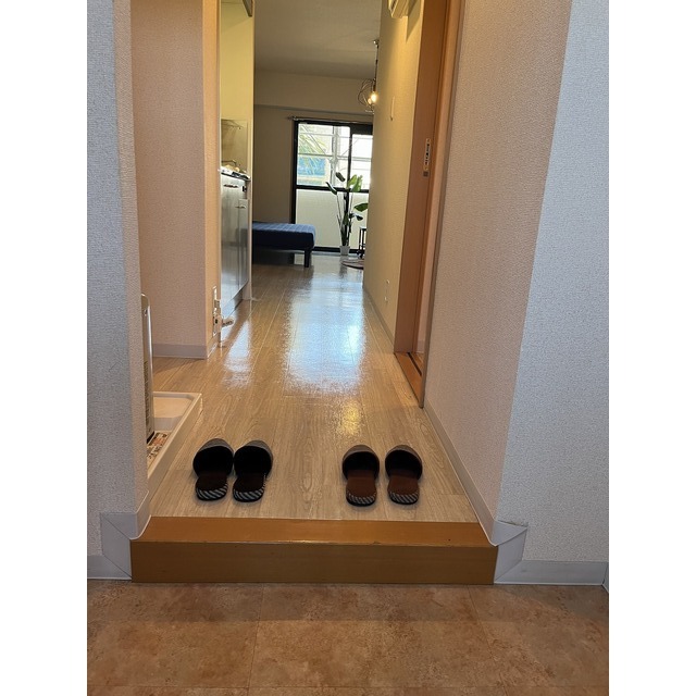 ルナスクエア 玄関