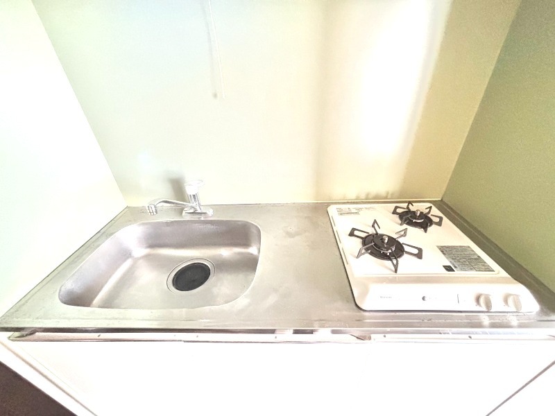 町田リバーサイドハウス3階 2口コンロ♪
