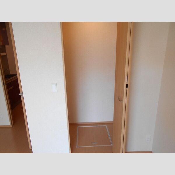 ボナール・中央101号室 収納