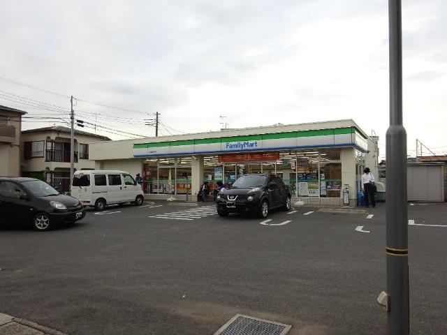 リヴァージュ登戸 ファミリーマート川崎登戸店まで158ｍ