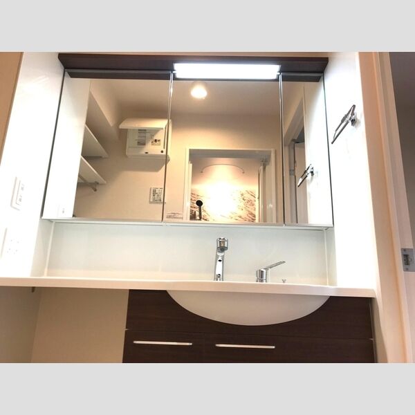 陽光海神 305　洗面化粧台