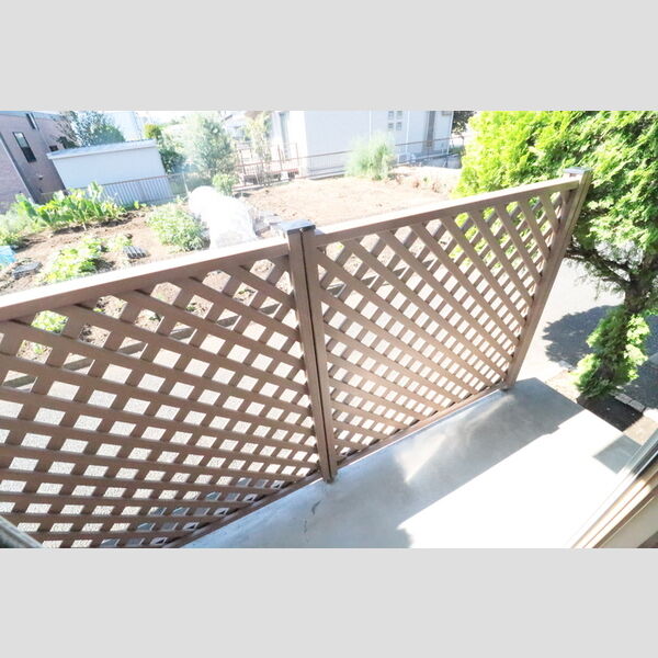 イーストハウスⅡ二ツ宮102号室 テラス