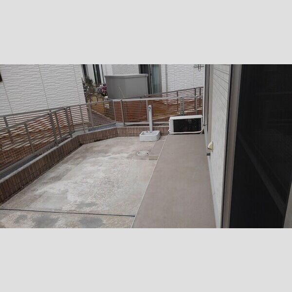 リヴィール　ソワ　Ⅱ102号室 専用庭