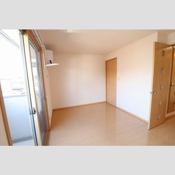 クレアーレ 居室　7帖