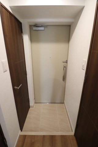 GENOVIA鐘ヶ淵0505号室 玄関