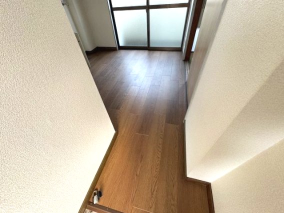 105号室