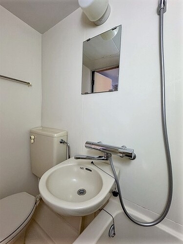 ハウス・エプタ3階 ３点ユニットバス　洗面台